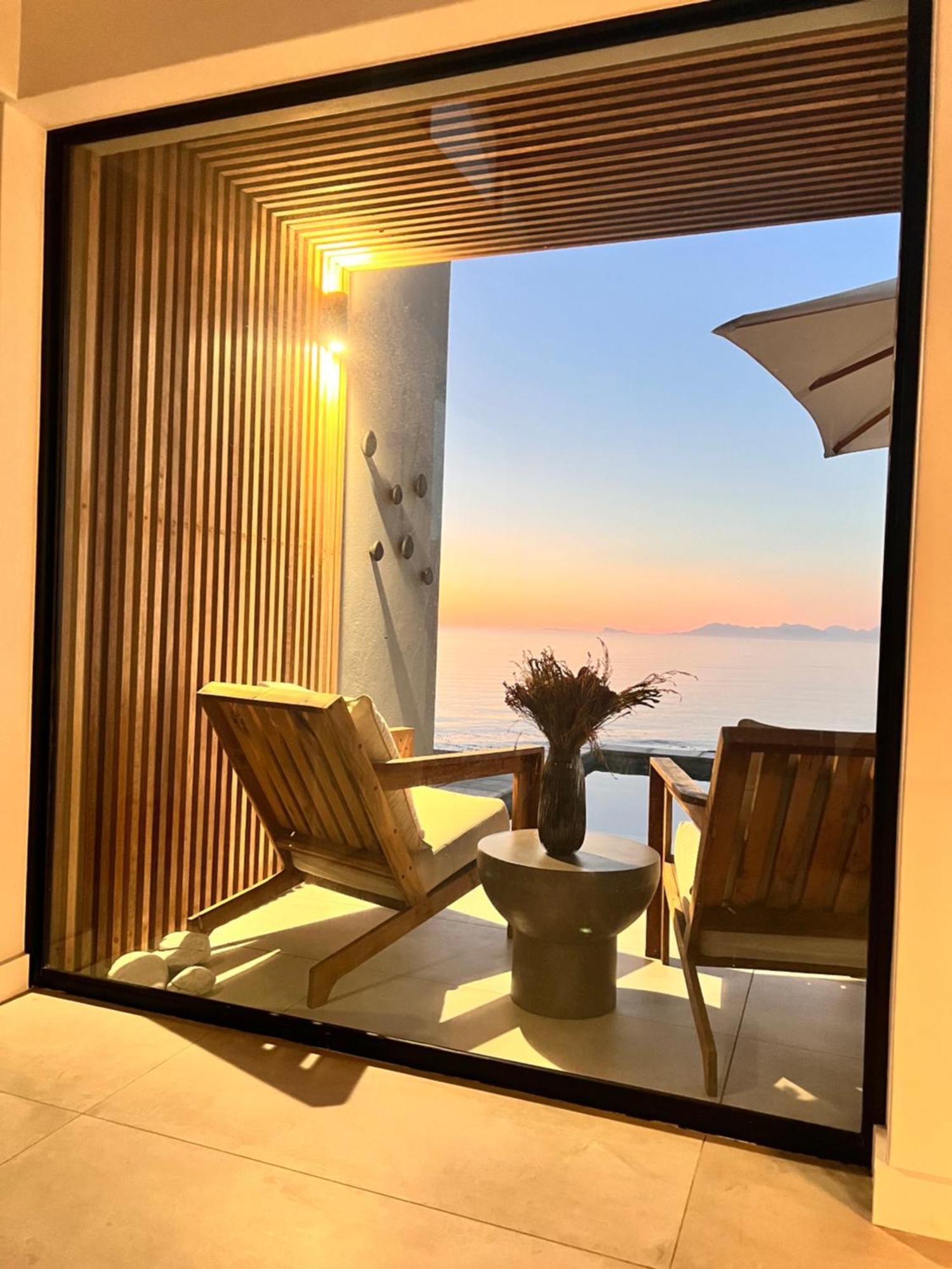Ocean Retreat, Romansbaai Gansbaai Ngoại thất bức ảnh